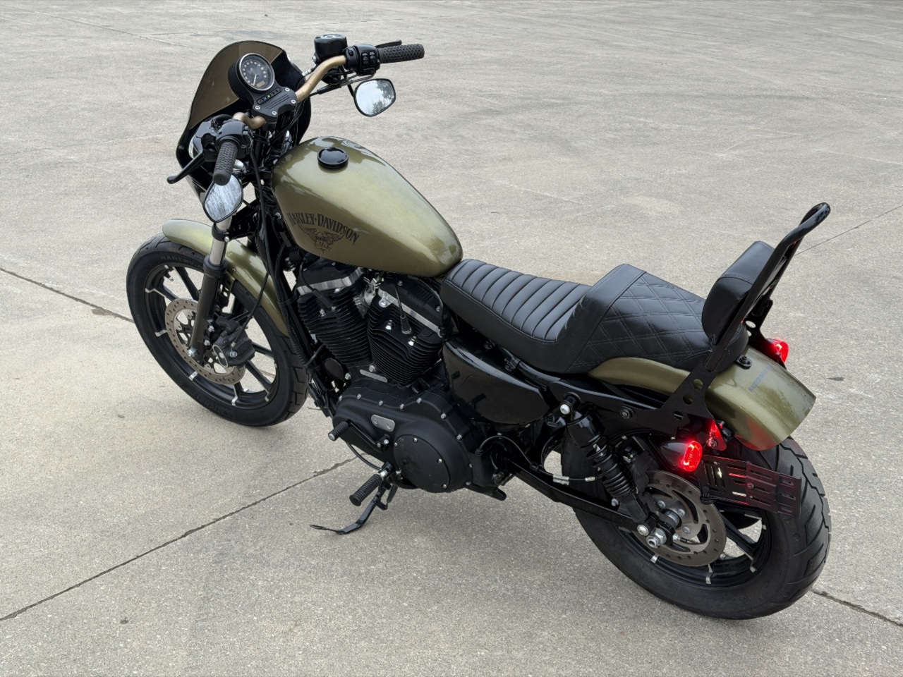 2016 Harley-Davidson Iron 883